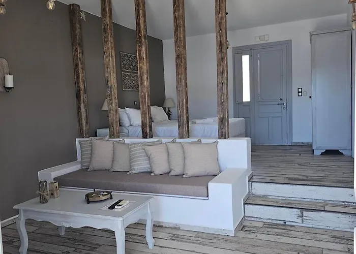 Aegean Muses Липси