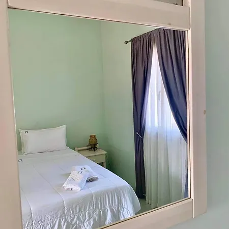 Aegean Muses Lipszí