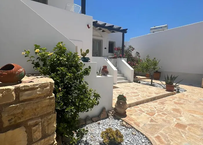 Aegean Muses Липси